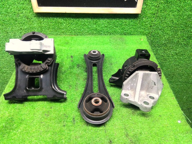【中古】デイズルークス DBA-B21A エンジンマウント 3点セット