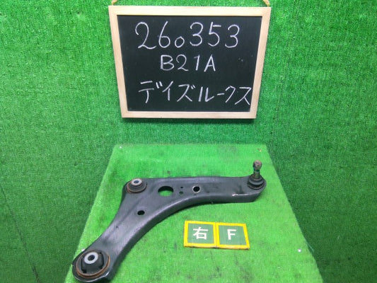 【中古】デイズルークス DBA-B21A 右フロントロアアーム 54504-6A00G