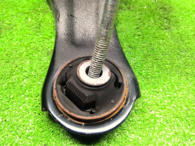 【中古】デイズルークス DBA-B21A 右フロントロアアーム 54504-6A00G