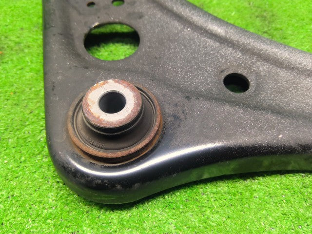 【中古】デイズルークス DBA-B21A 右フロントロアアーム 54504-6A00G