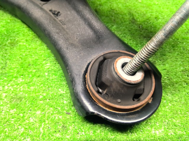 【中古】デイズルークス DBA-B21A 左フロントロアアーム 54505-6A00J