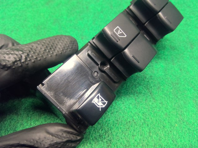 【中古】デイズルークス DBA-B21A パワーウインドウスイッチ 25400-6A00フロント