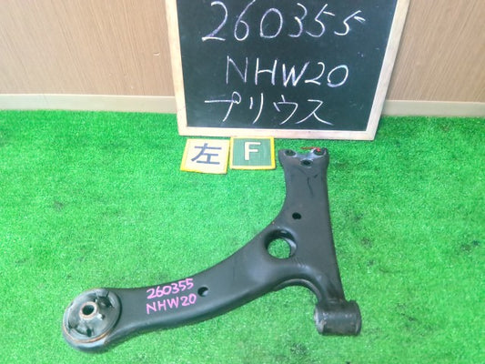 【中古】プリウス DAA-NHW20 左 フロント