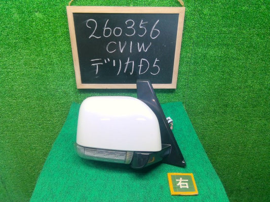 【中古】デリカＤ5 LDA-CV1W 右サイドミラー 7632C778