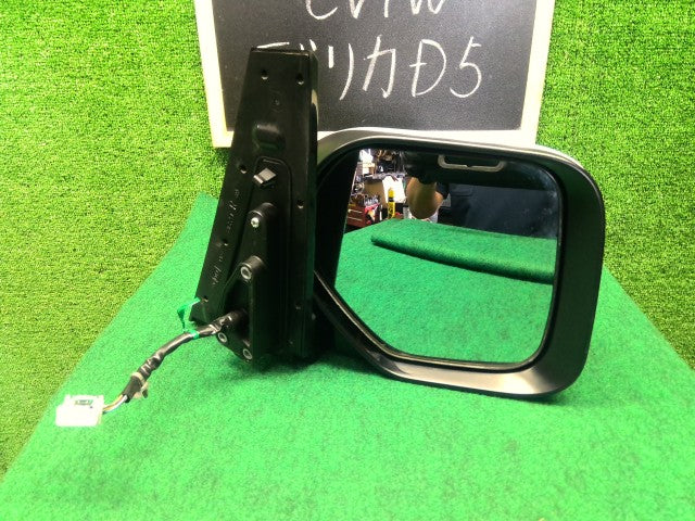 【中古】デリカＤ5 LDA-CV1W 右サイドミラー 7632C778