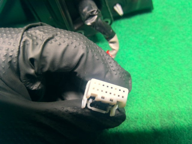 【中古】デリカＤ5 LDA-CV1W 左サイドミラー 7632C777