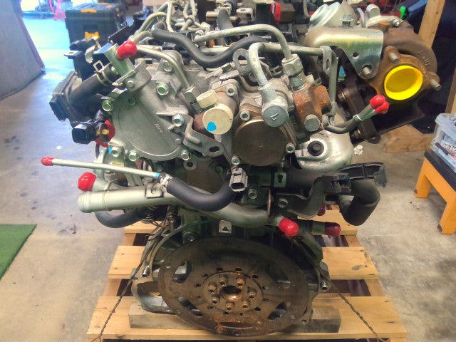 【中古】デリカＤ5 LDA-CV1W エンジンＡＳＳＹ 1000C487