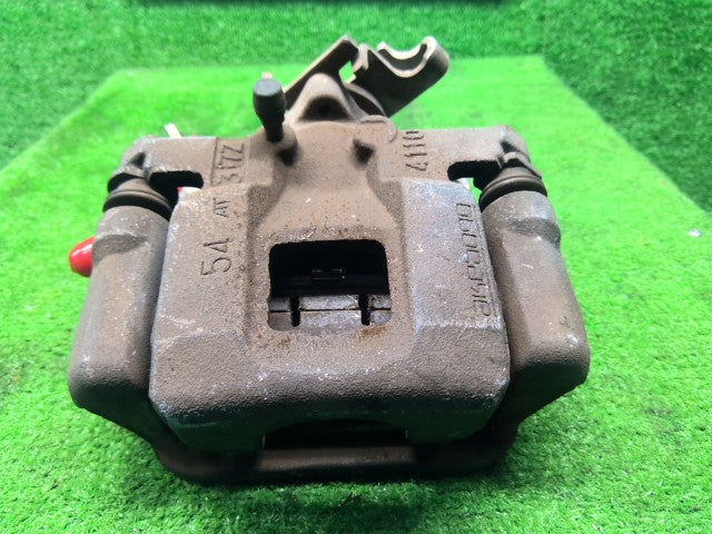 【中古】デリカＤ5 LDA-CV1W 左リアキャリパー 4605B649