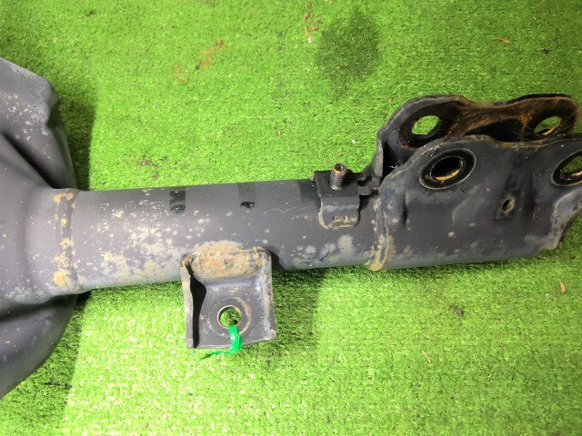 【中古】デリカＤ5 LDA-CV1W 右フロントストラット 4060A504