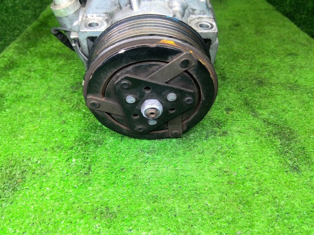【中古】デリカＤ5 LDA-CV1W ＡＣ エアコン