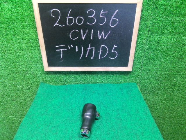 【中古】デリカＤ5 LDA-CV1W シフトノブ 2410A016