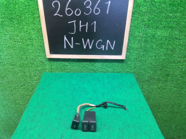 【中古】Ｎ－ＷＧＮ DBA-JH1 ＵＳＢポート