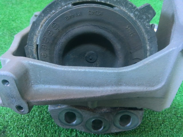 【中古】ＣＸ－５ LDA-KE2AW エンジンマウント 左右
