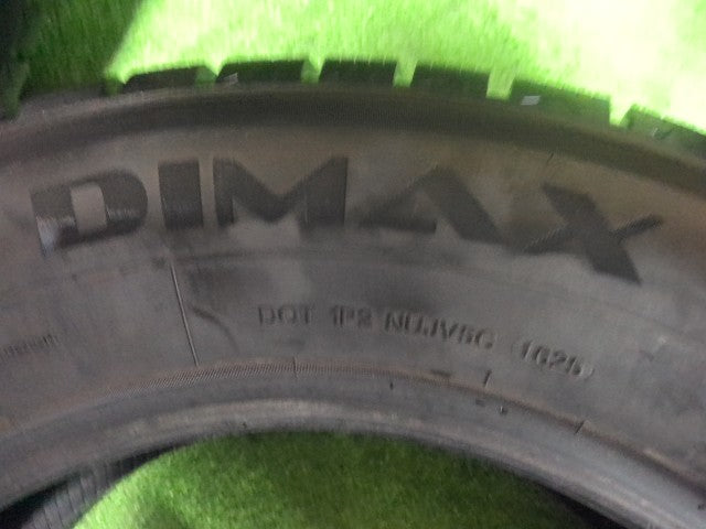 【中古】スタッドレスタイヤ 17インチ 25年製 RADAR