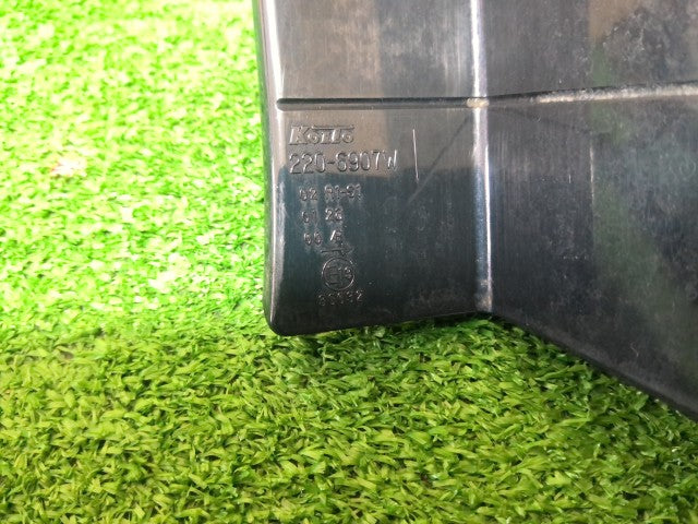 【中古】ルーミー 5BA-M900A 右テールランプ 右ブレーキランプ