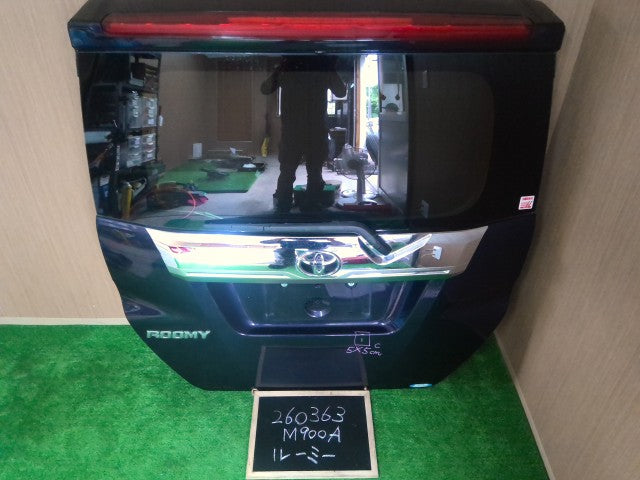 【中古】ルーミー 5BA-M900A バックドア リアゲート
