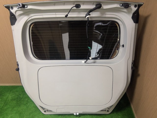 【中古】ルーミー 5BA-M900A バックドア リアゲート