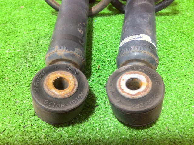 【中古】ルーミー 5BA-M900A リア ショック