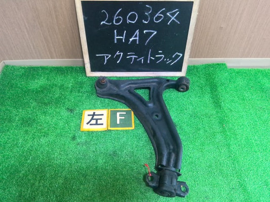 【中古】アクティ GBD-HA7 左フロントロアアーム 51360-S3A-003