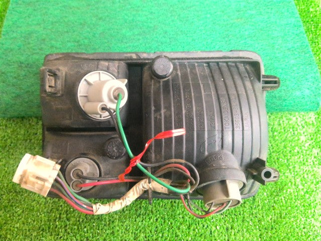 【中古】エブリィ EBD-DA64V 左テールランプ 左ブレーキランプ