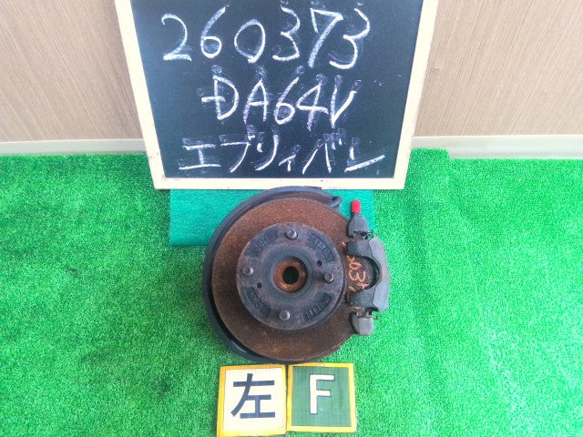 【中古】エブリィ EBD-DA64V 左フロント ナックルハブ