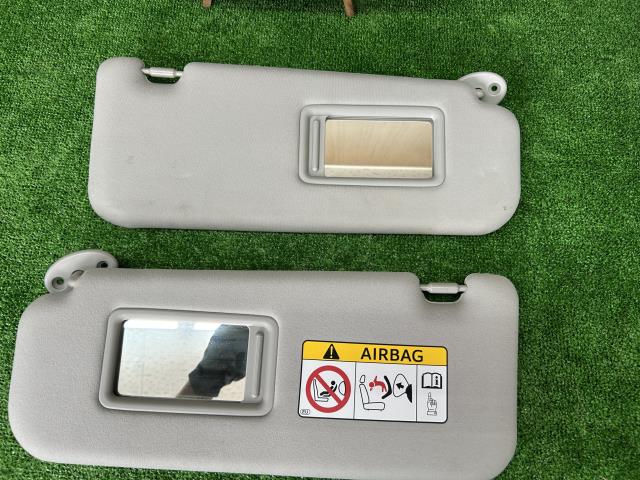 【中古】ヴェルファイア DBA-AGH35W サンバイザー 左右セット