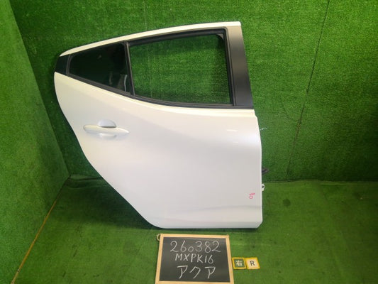 アクア 右ＲドアＡＳＳＹ 6AA-MXPK16 67004-52550