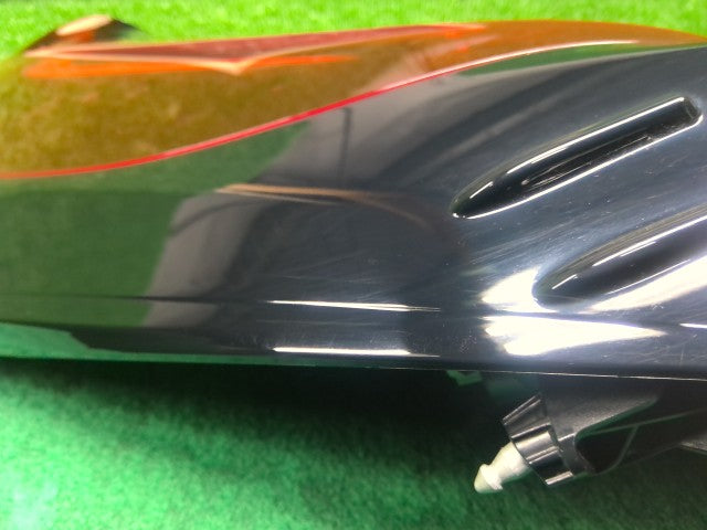 アクア 左テールランプ 6AA-MXPK16 81561-52F40