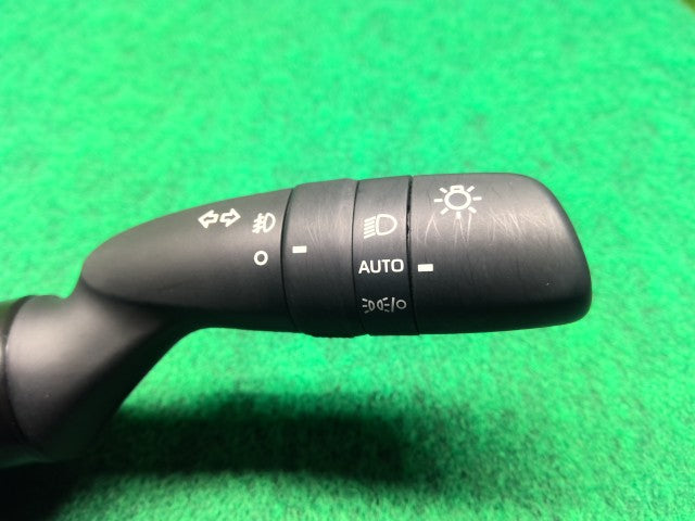 アクア ディマースイッチ 6AA-MXPK16 84329-K0010