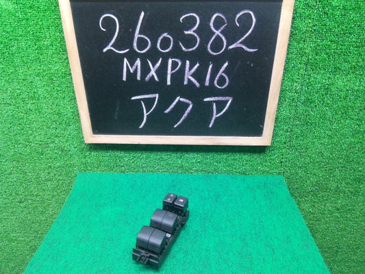 アクア パワーウインドウスイッチ 6AA-MXPK16 84040-52060