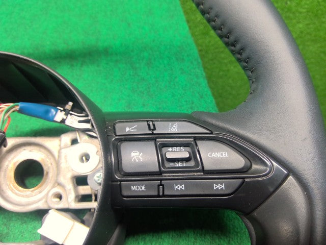 アクア ステアリングホイール 6AA-MXPK16 45100-52671-C0