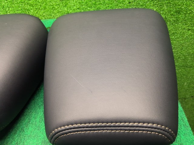 アクア ヘッドレスト 6AA-MXPK16 71940-52L81-C0