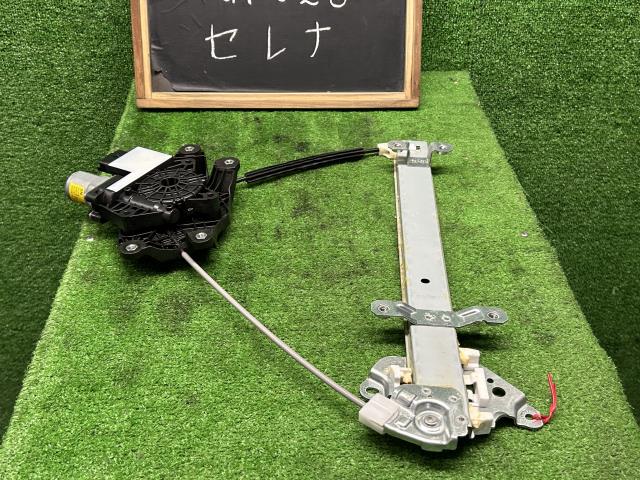 【中古】セレナ 6AA-GFC28 左リアドアレギュレータ・モーター 82721-7DA0A
