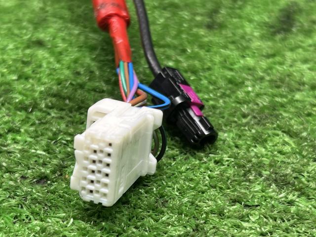 【中古】セレナ 6AA-GFC28 右サイドミラー 96301-7DA0C