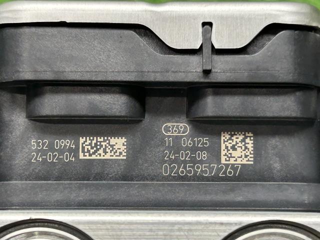 【中古】セレナ 6AA-GFC28 ＡＢＳアクチュエーター 47660-7DB3A
