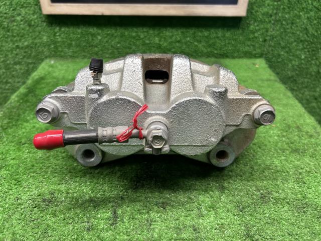 【中古】セレナ 6AA-GFC28 左フロントキャリパー 41011-7DA0A