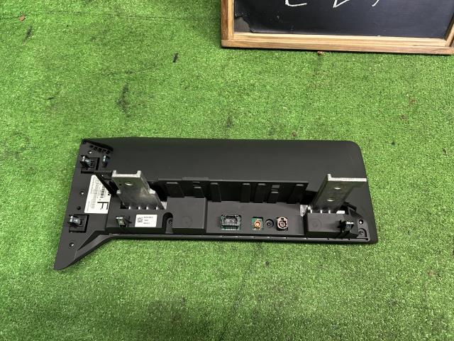 【中古】セレナ 6AA-GFC28 マルチモニター 28090-7DA0D