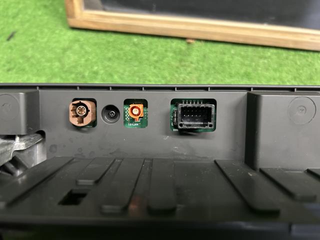 【中古】セレナ 6AA-GFC28 マルチモニター 28090-7DA0D