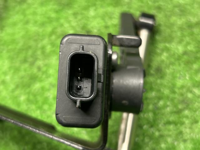 【中古】セレナ 6AA-GFC28 ハイトコントロールセンサー 53820-7DA0A