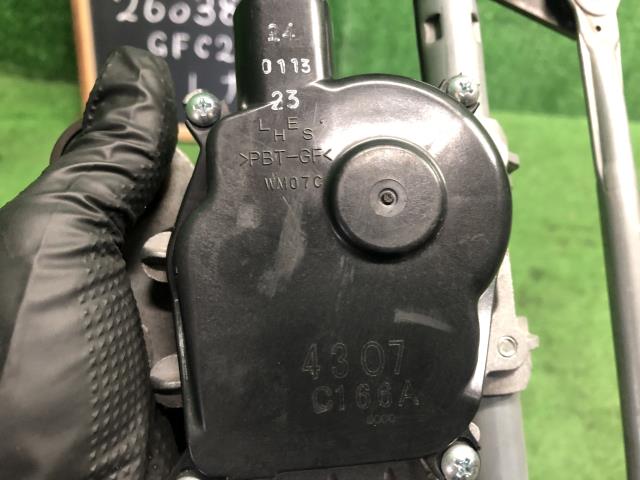 【中古】セレナ 6AA-GFC28 フロント ワイパーモーター