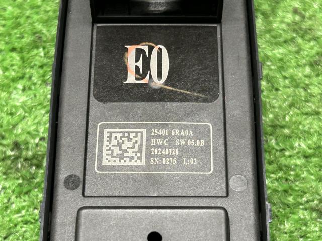 【中古】セレナ 6AA-GFC28 パワーウインドウスイッチ 25401-6RA0A