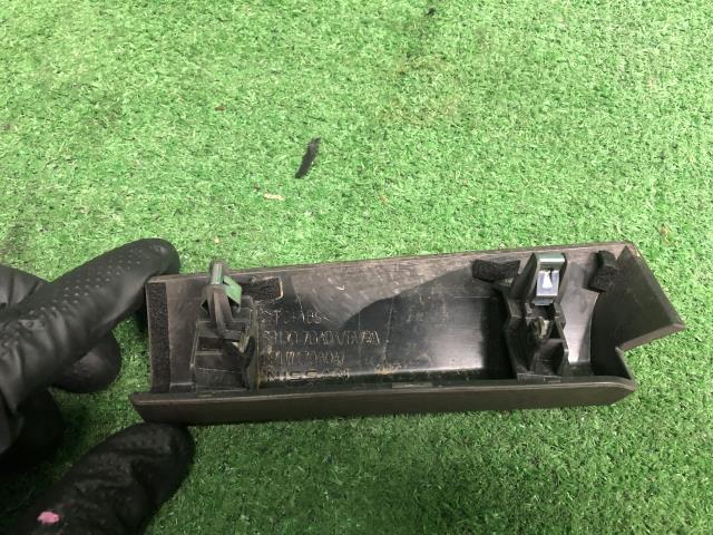 【中古】セレナ 6AA-GFC28 インパネ 左右木目調