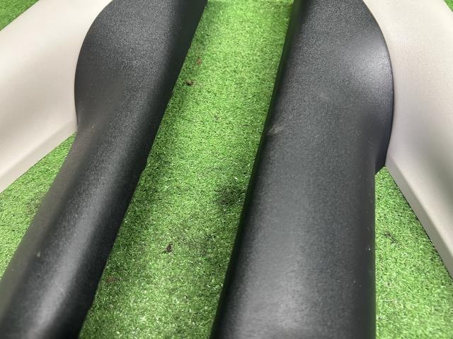 【中古】セレナ 6AA-GFC28 左右Aピラートリム 76911-7DA0A