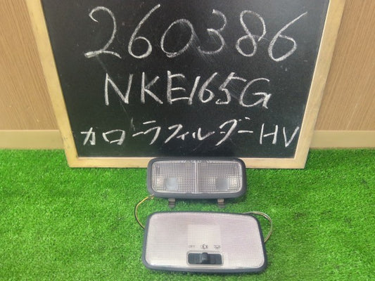 【中古】カローラフィールダー DAA-NKE165G ルームランプ マップランプ