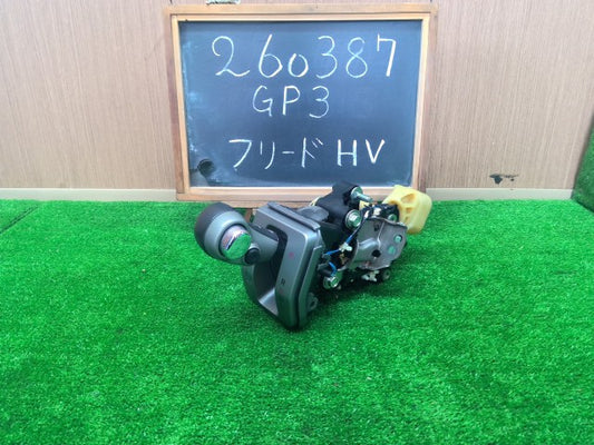 【中古】フリード DAA-GP3 シフトレバー ノブ