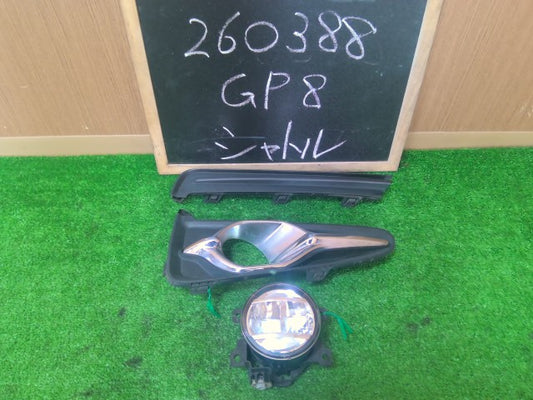 【中古】シャトル DAA-GP8 右 LED