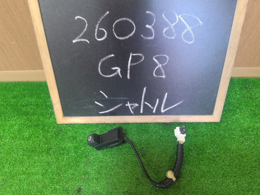 【中古】シャトル DAA-GP8 バックカメラ バックモニター