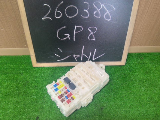 【中古】シャトル DAA-GP8 ヒューズボックス ジャンクションブロック
