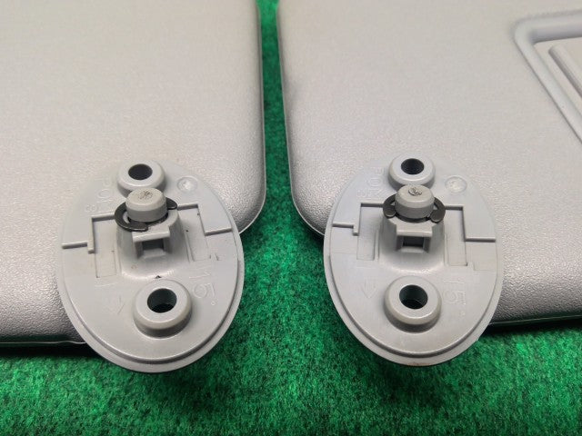 【中古】ムーヴ LA-L160S サンバイザー 74310-B2020