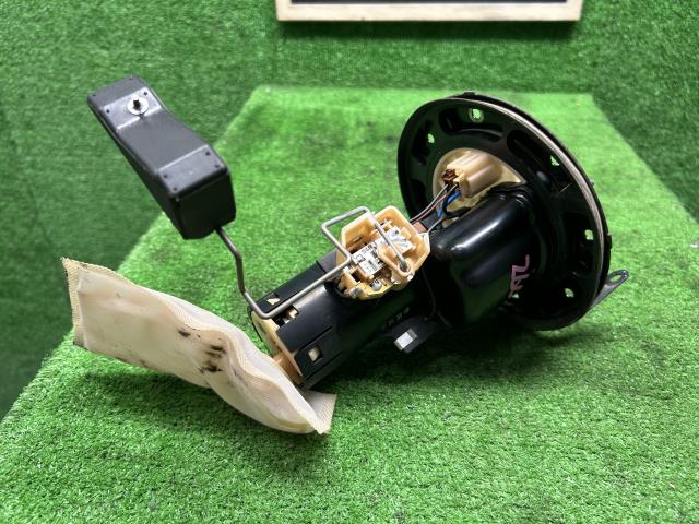 【中古】バモス GF-HM2 フューエルポンプ 17040-S2R-000